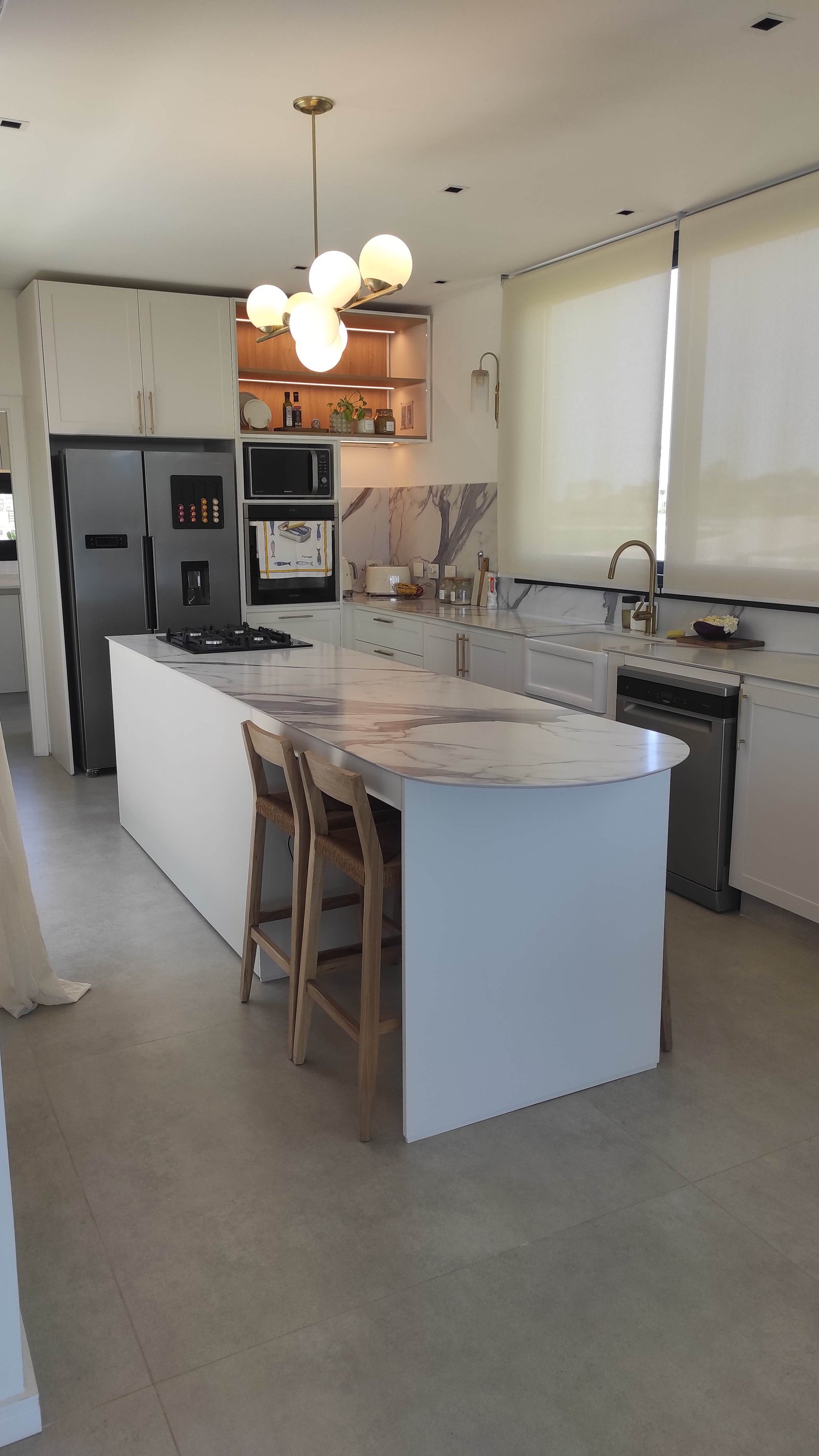 Placard con Espejo — Materia Gris